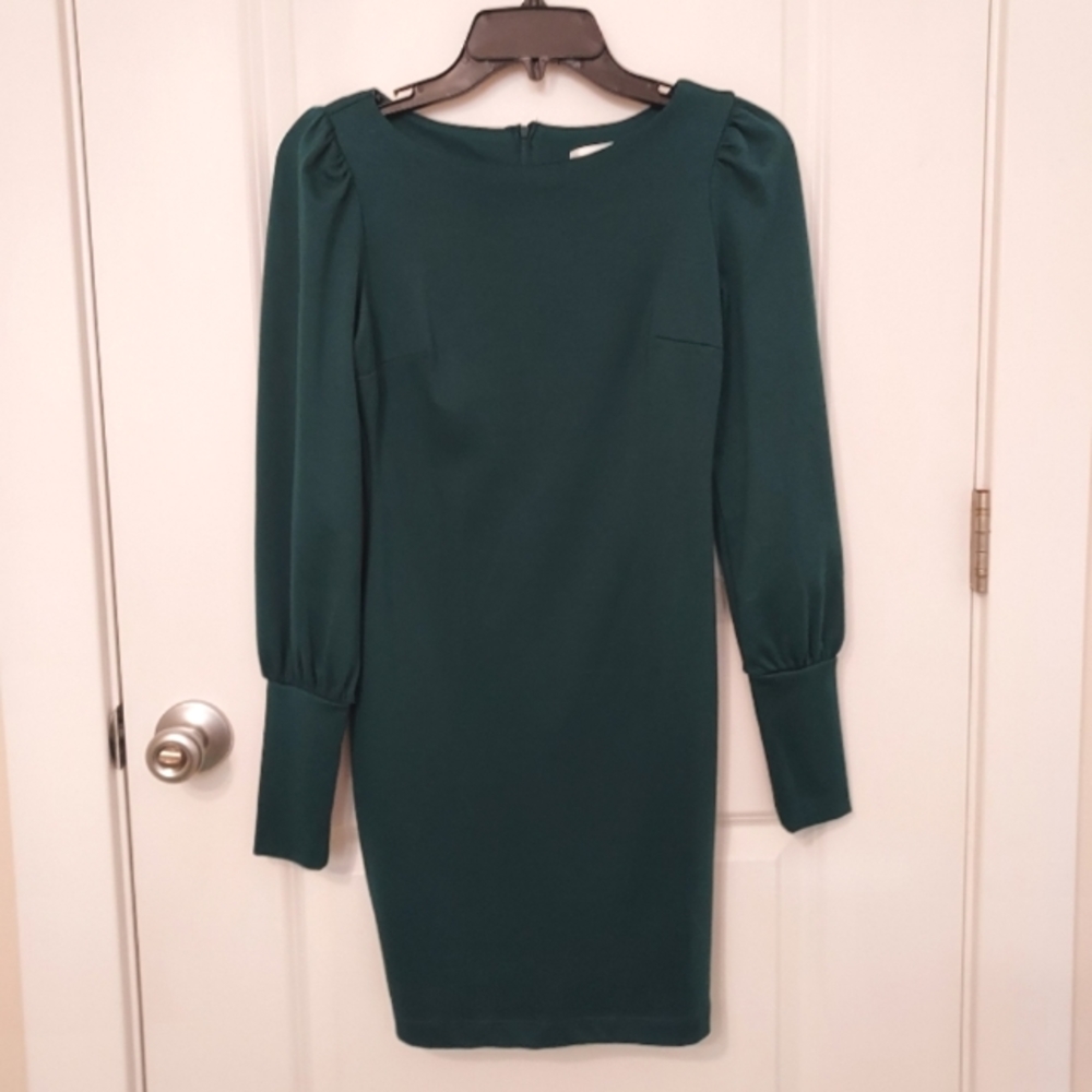 NWOT Honey and Rosie Dark Green Fitted Dress